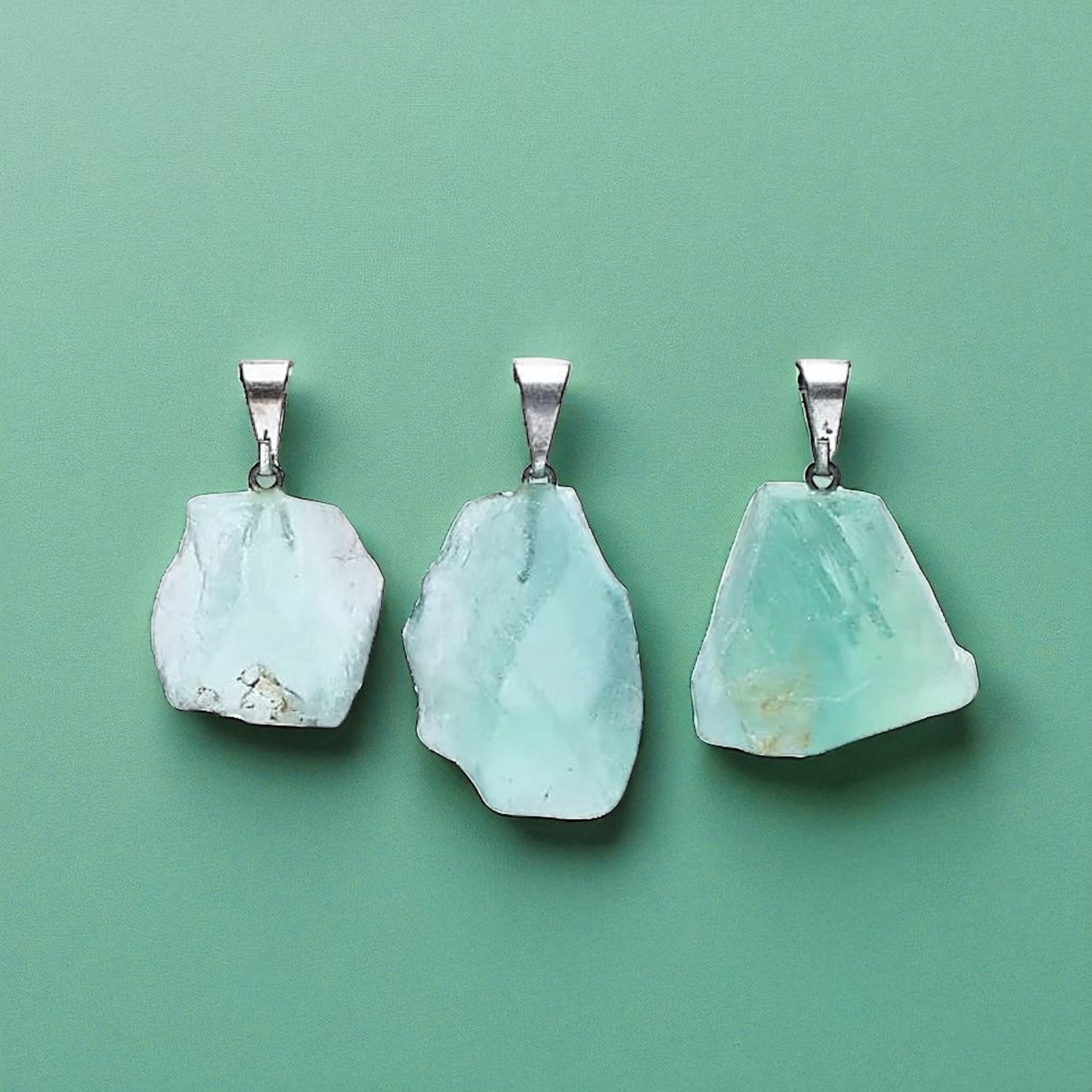 Ciondolo in Fluorite Verde Grezza | Armonia - Chiarezza Mentale - Equilibrio Emotivo