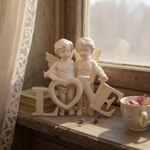 Coppia di Cherubini con scritta LOVE in Resina - Decorazione Romantica