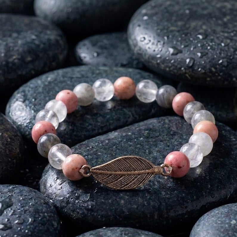 Braccialetto con Rodonite e Quarzo Grigio - Piuma | Guarigione Emotiva - Radicamento e Stabilità - Equilibrio