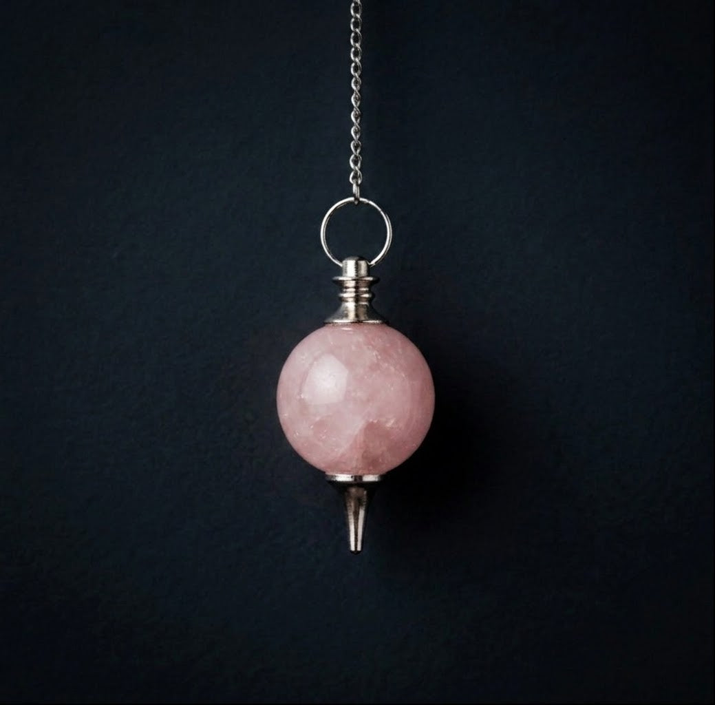 Pendolo Quarzo Rosa con  catenina dei 7 Chakra
